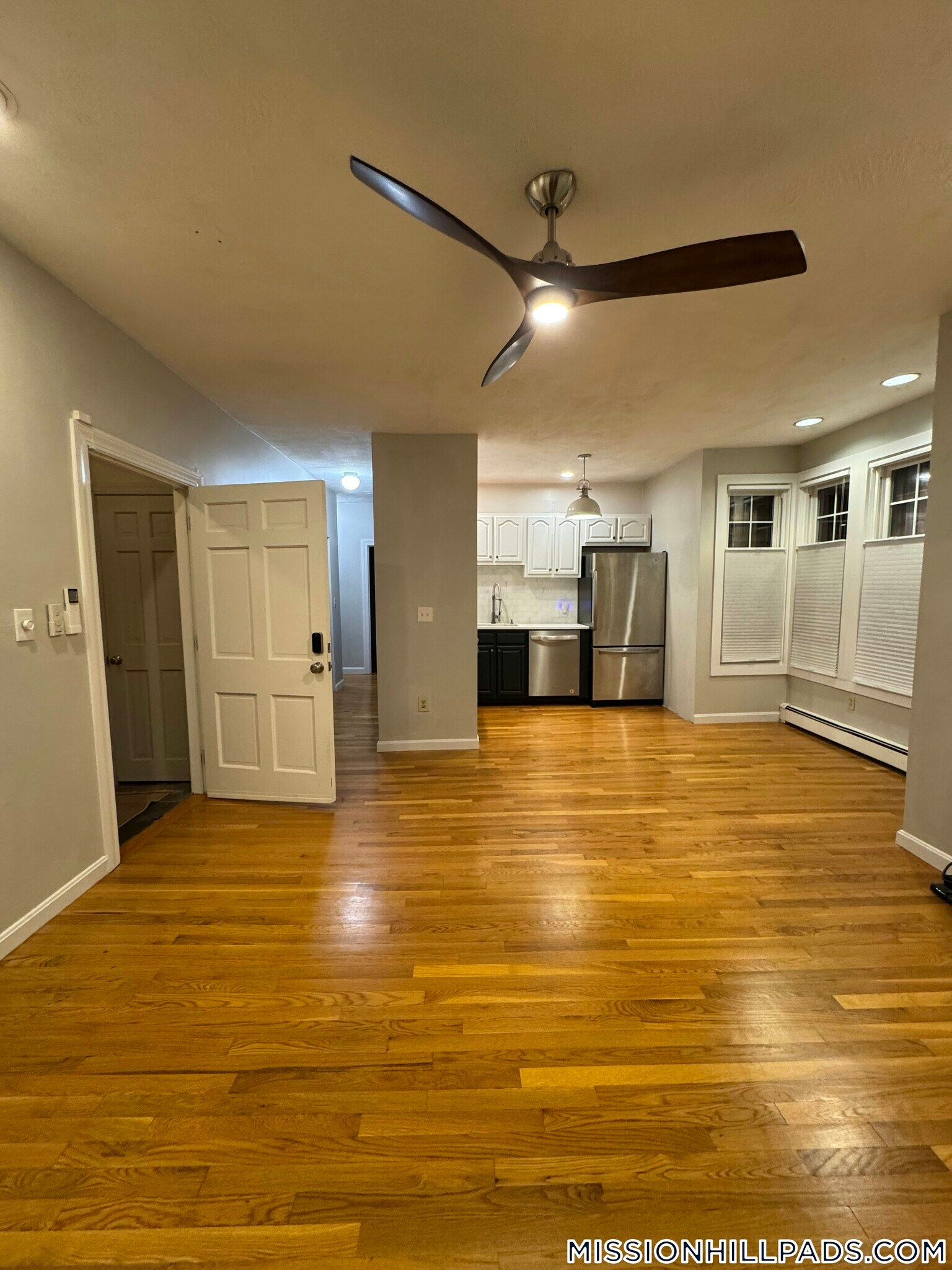 Building Photo - 120 Highland St