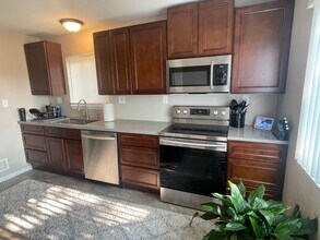 Building Photo - Charming 3-Bedroom Home with Updated Throughout & Fenced Yard!