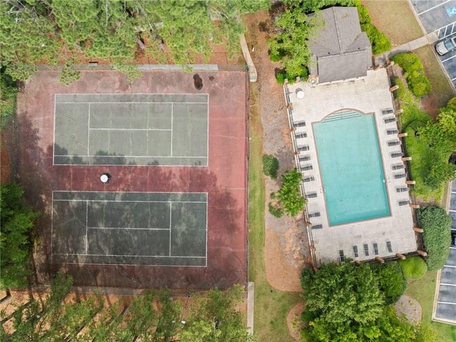 Building Photo - 717 Beaufort Cir