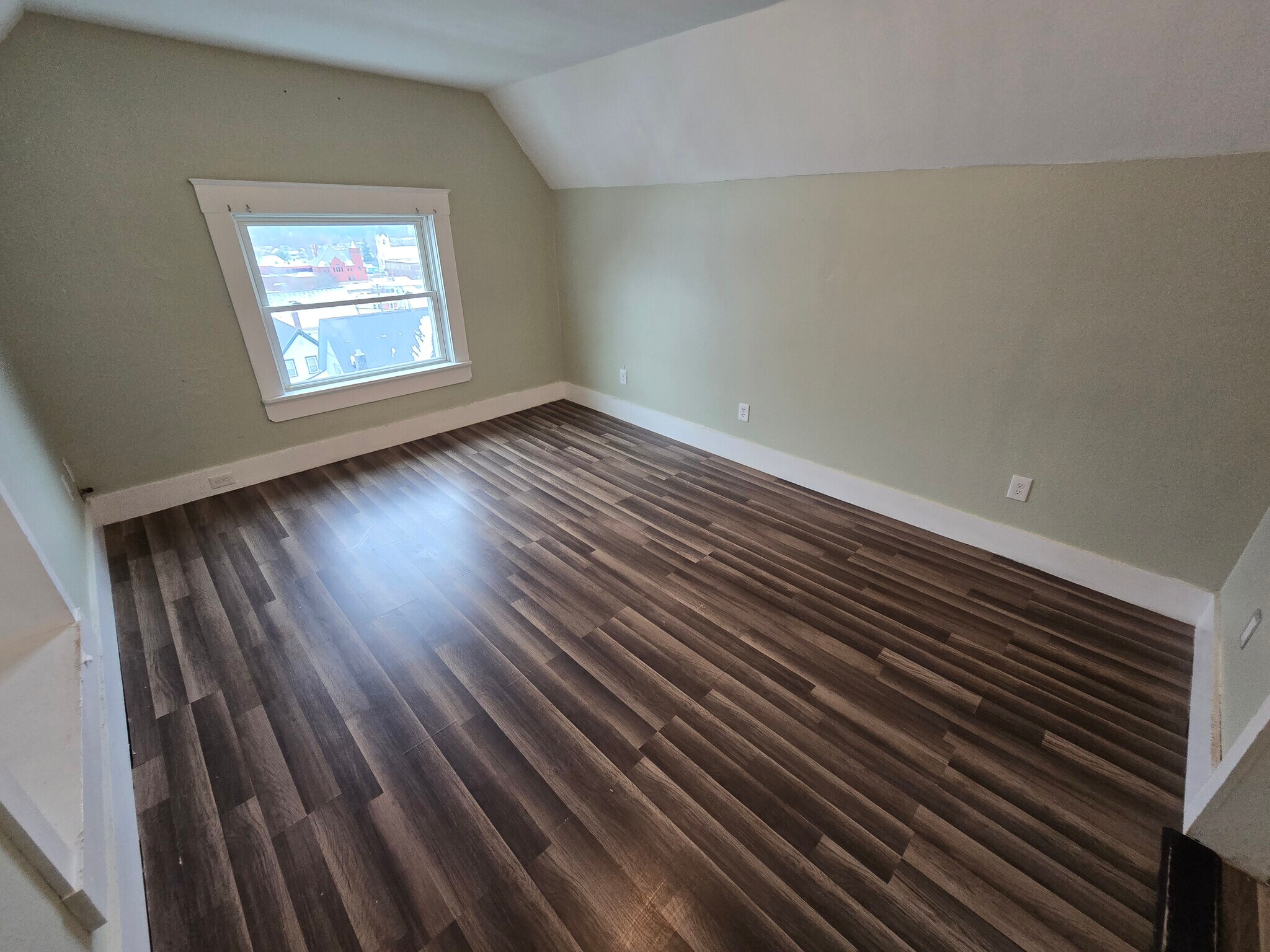 Building Photo - 6 Dixon St