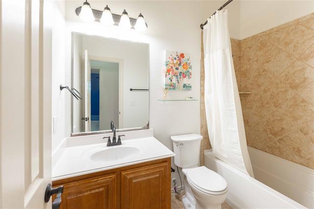 Building Photo - 2340 Aurora Dr