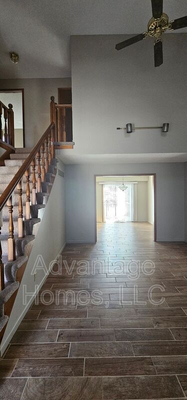 Building Photo - 11905 W 117th Terrace