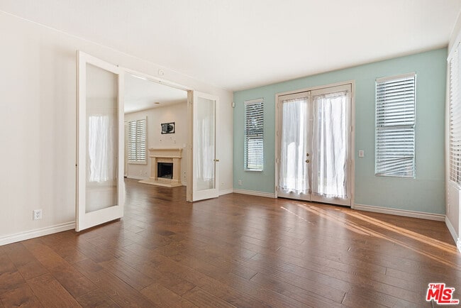 Building Photo - 24310 Belford Ct