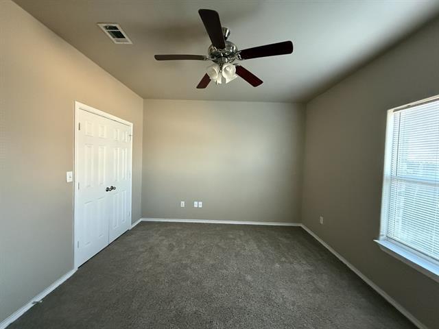 Building Photo - 704 E College St