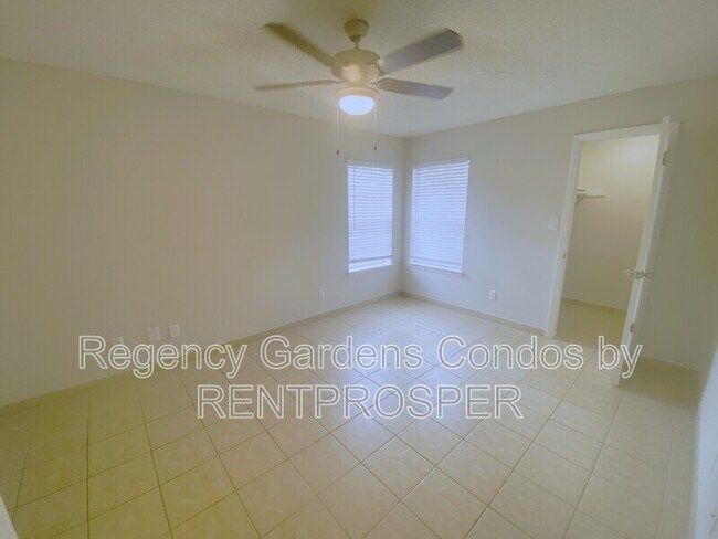 Building Photo - 4225 Thornbriar Ln