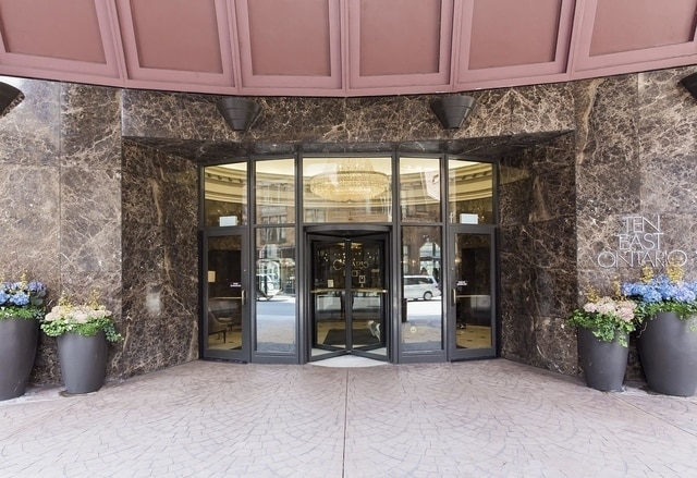 Building Photo - 10 E Ontario St