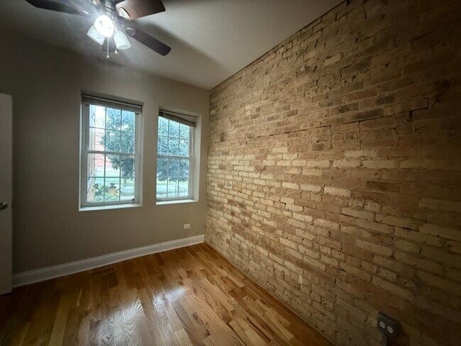Building Photo - 2709 N Washtenaw Ave