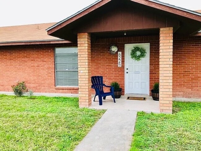 Building Photo - Ideal Home in McAllen!