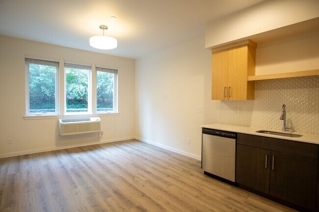 Building Photo - ONE MONTH FREE: Spacious 1 Bedroom + Office with Luxe Finishes!