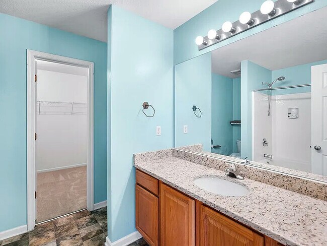 Building Photo - 211 Night Heron Dr