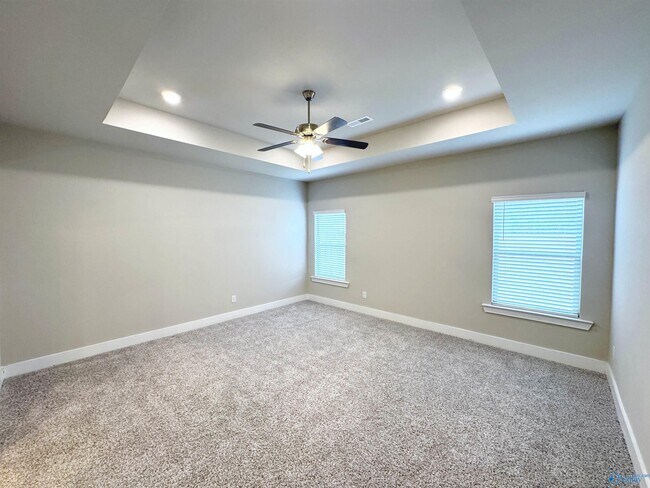 Building Photo - 7517 Doris Ruth Ln SE