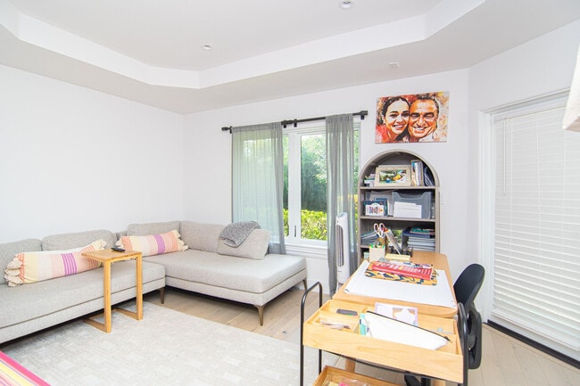 Building Photo - 8208 Twin Lake Dr