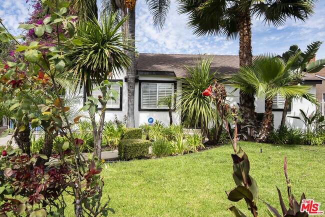 Building Photo - 14843 Morrison St