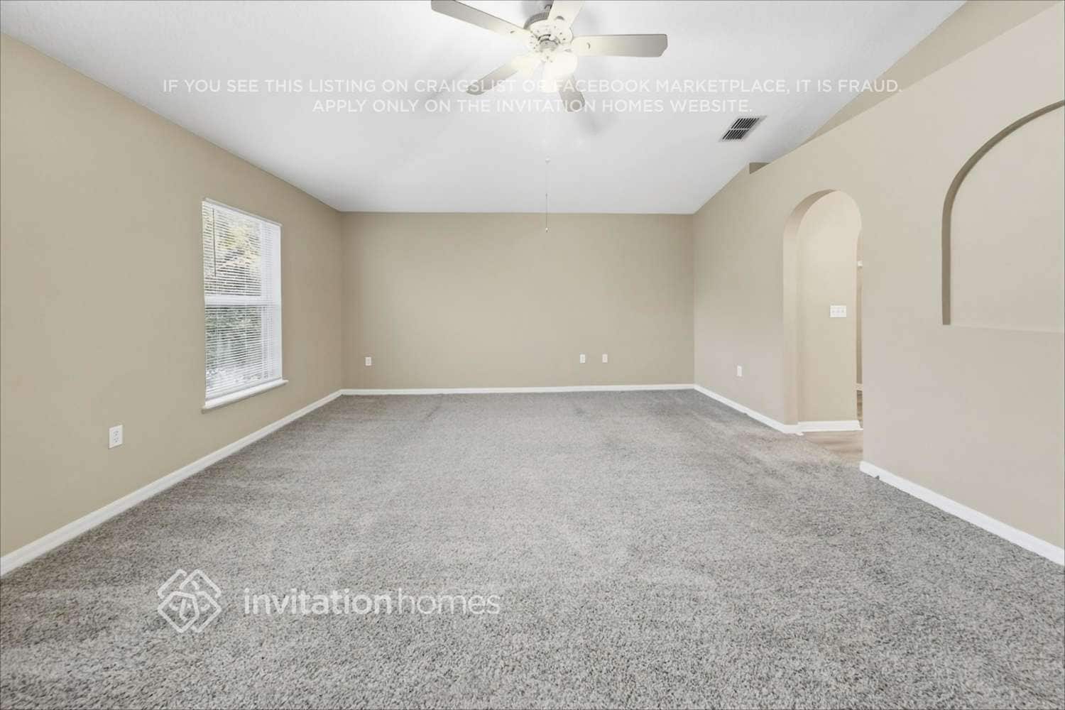 Building Photo - 13501 Mango Bay Dr