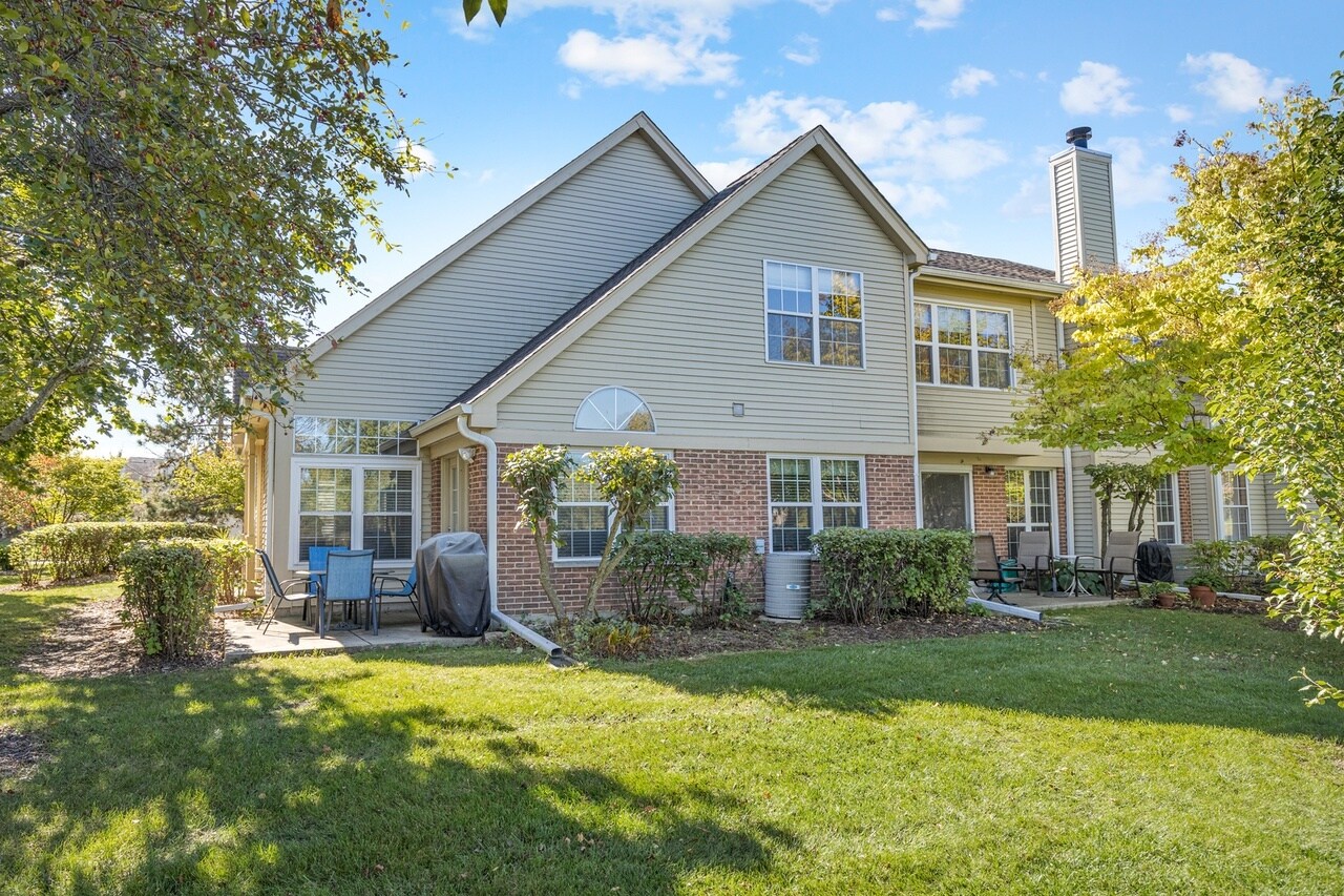 Building Photo - 2344 County Farm Ln