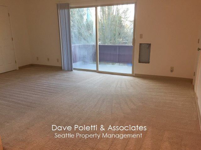 Building Photo - 14051 32nd Ave NE