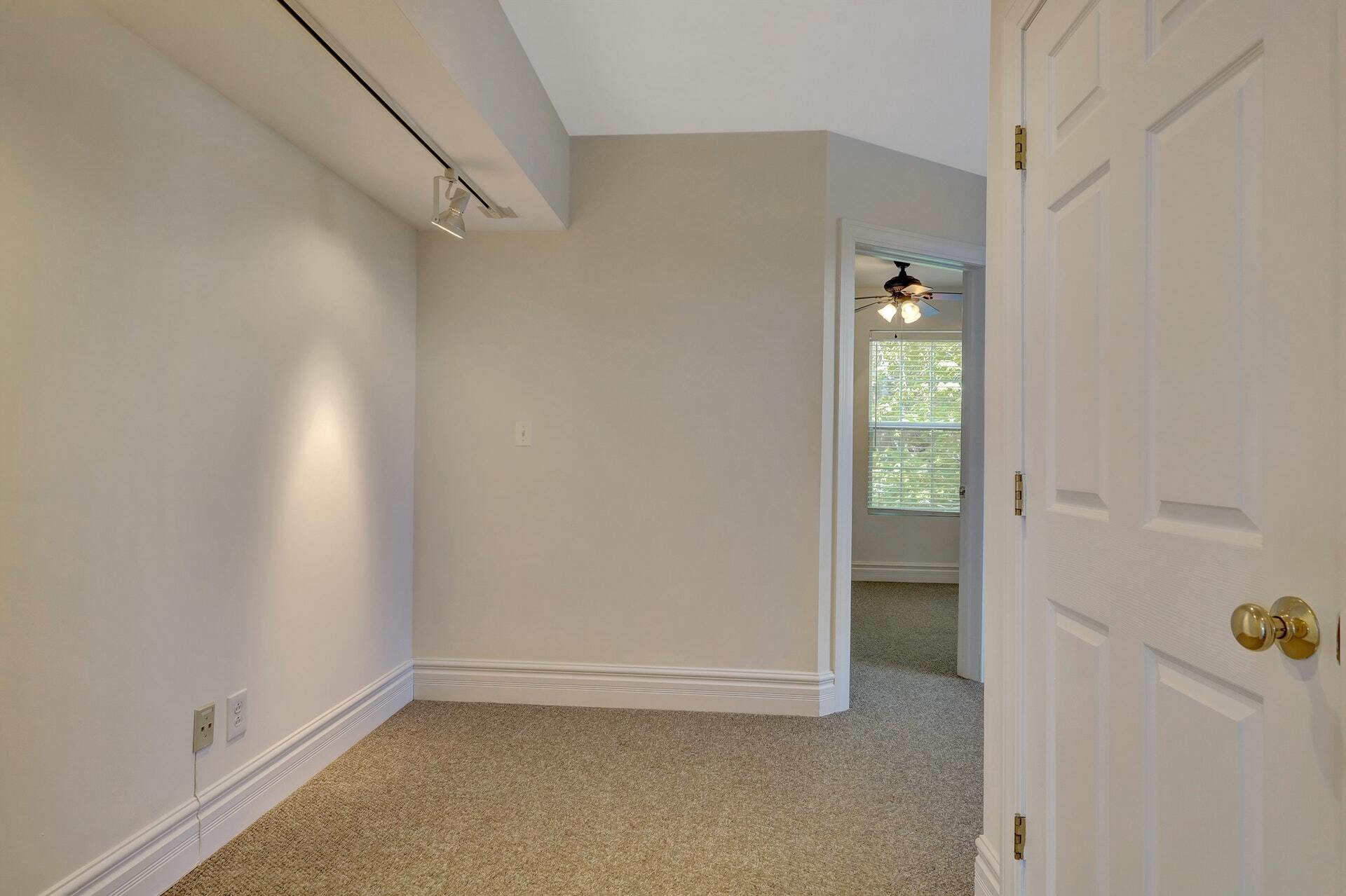 Building Photo - 170 Undercliff Ave