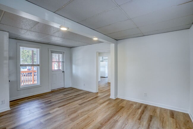 Building Photo - 35617 Airport Rd