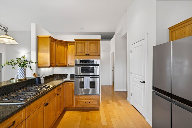 Building Photo - 5208 Doon Way