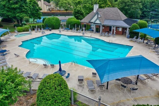 Building Photo - 350 Gaines Oak Way