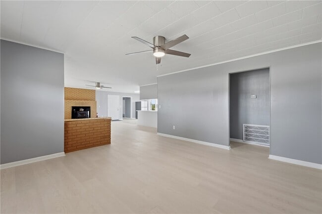 Building Photo - 15099 AR-72