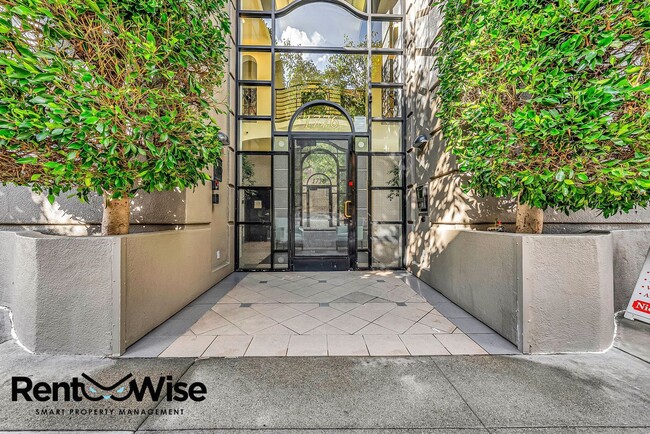 Building Photo - 1776 Sacramento St