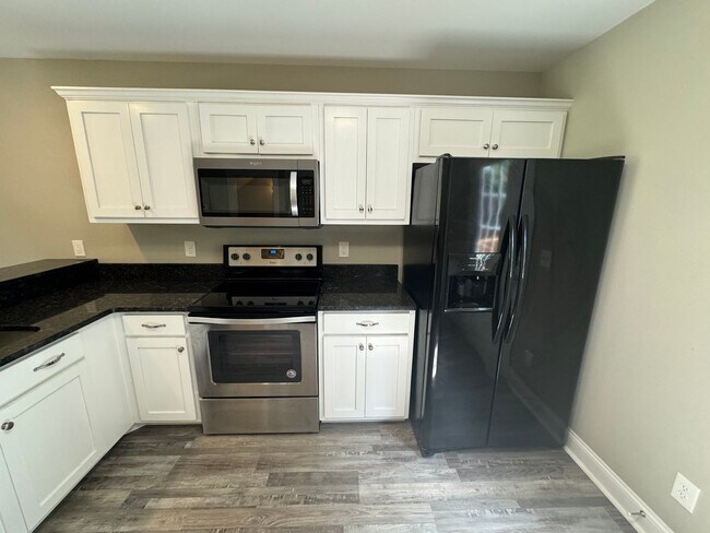 Building Photo - 308 N Varnell Rd