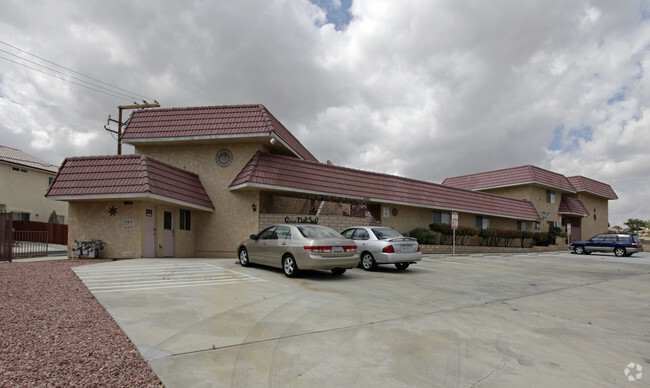 Primary Photo - Casa Del Sol