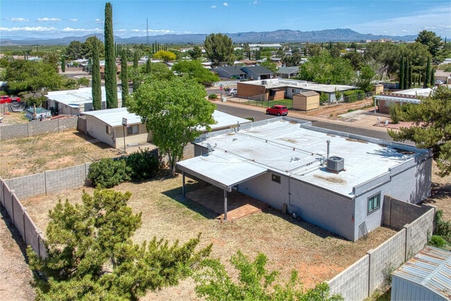 Building Photo - 4931 E De Medici Dr