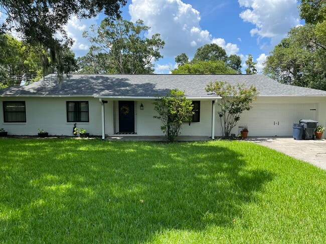 Building Photo - 2224 Magnolia Ave