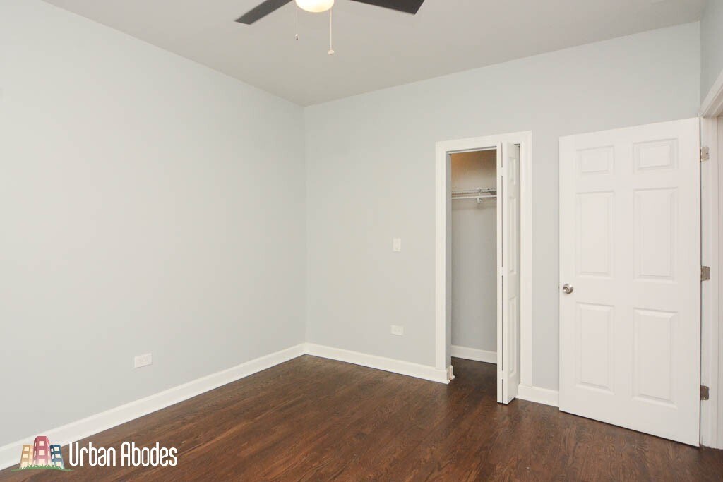 Building Photo - 3301 N Harding Ave