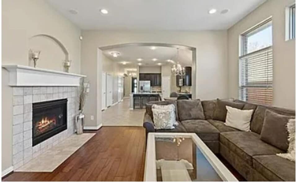 Building Photo - 817 Ferrule Dr