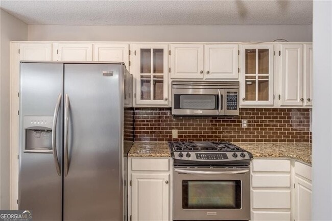 Building Photo - 501 Defoors Landing NW