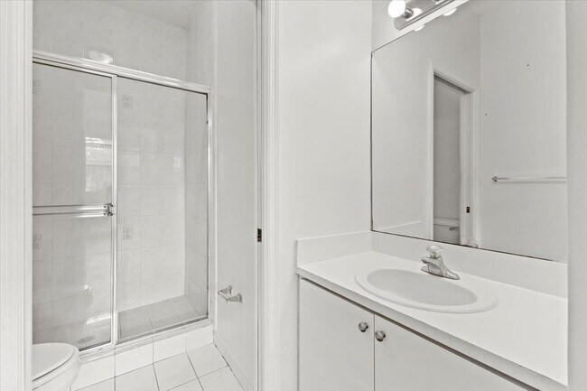 Building Photo - 4903 Schooner Dr