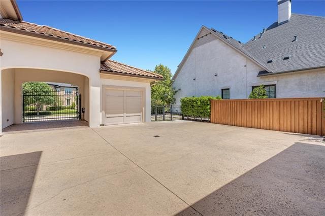 Building Photo - 3759 Broadmoor Way