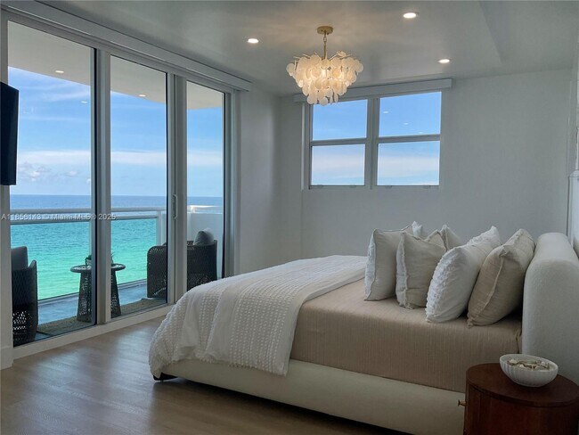 Building Photo - 3001 S Ocean Dr