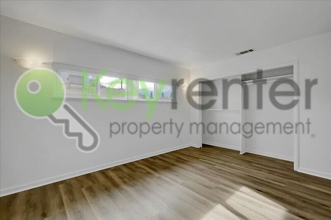 Building Photo - 3540 Grant Park Dr