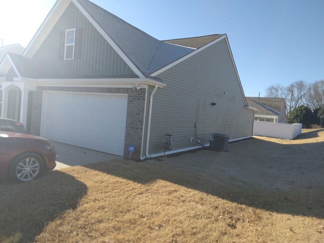 Building Photo - Single Family Home in Talbott, TN