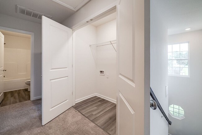 Building Photo - 3 Bed 2.5 Bath - Spacious Townhome Centrally Located in Rincon