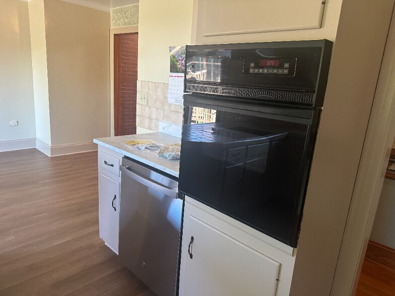 Building Photo - 230 S Airport Rd