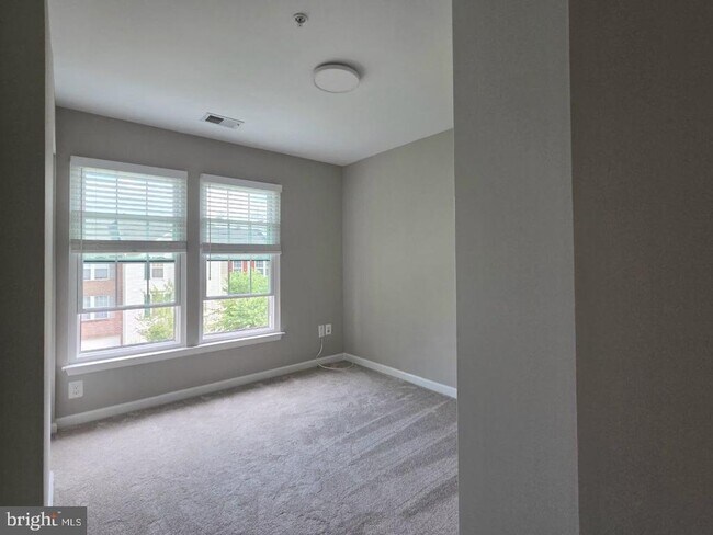 Building Photo - 4613 Ripley Manor Terrace
