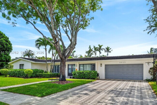 Building Photo - 8820 SW 85th St