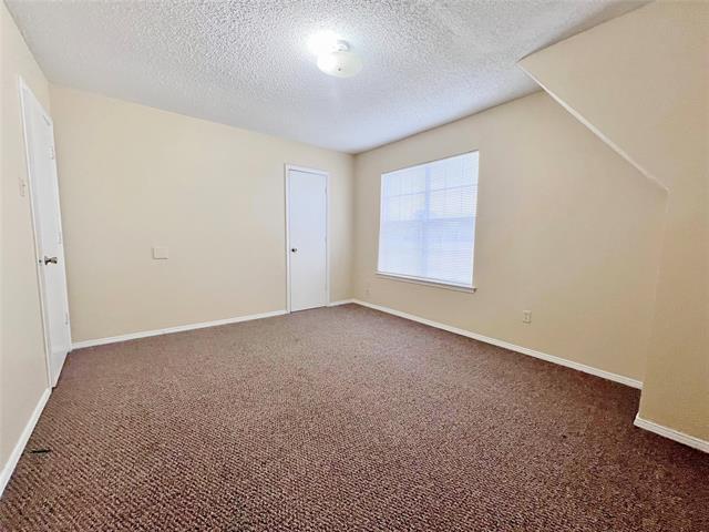 Building Photo - 816 Redbud Dr