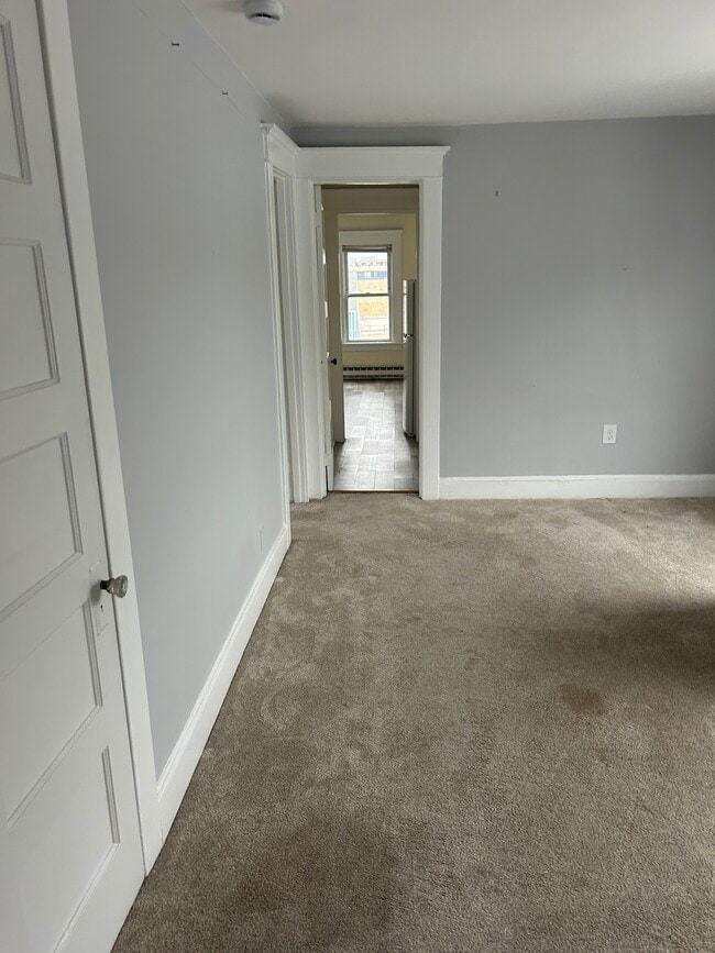 Building Photo - 24 Westwood Rd