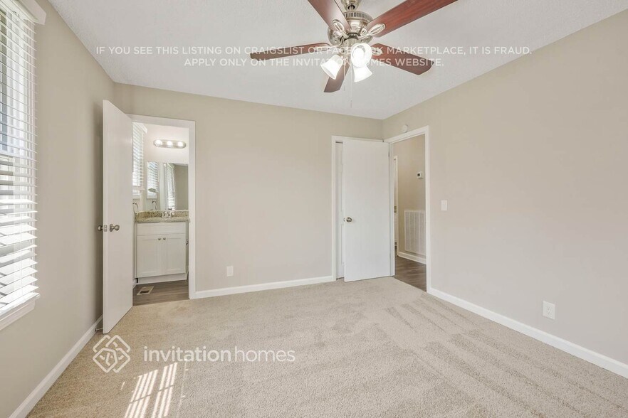 Building Photo - 533 Augusta Dr
