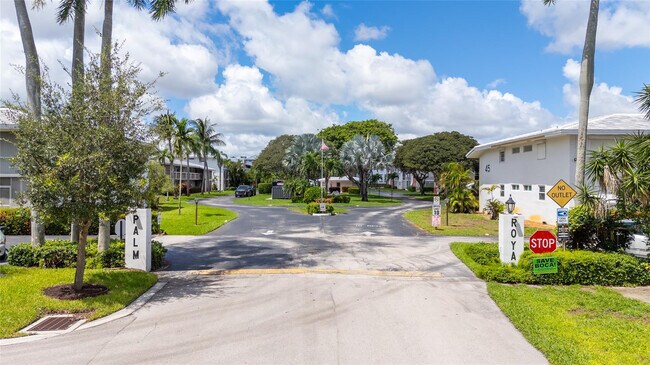 Building Photo - 30 SE 13th St