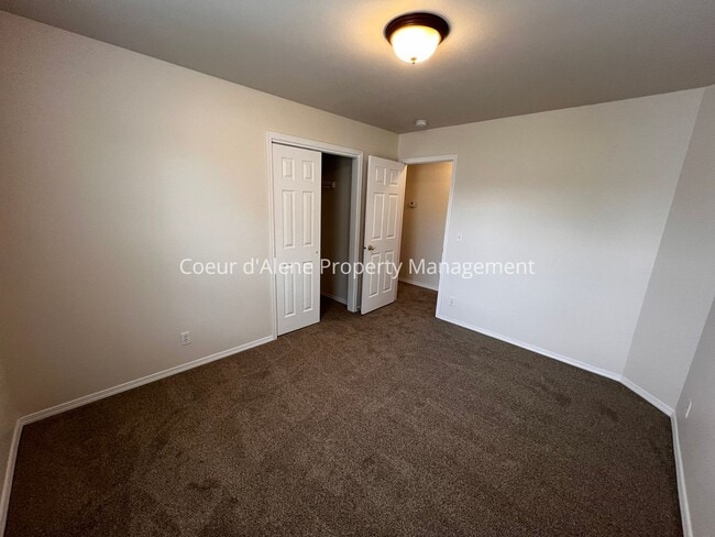 Building Photo - 3 bed, 2 bath house in Hayden