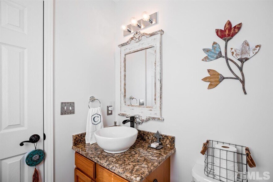 Building Photo - 6213 Brielson Pl