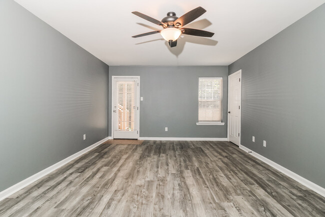 Building Photo - 13512 Dynasty Dr