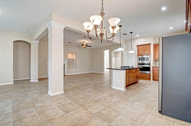 Building Photo - 75 Tapestry Forest Pl